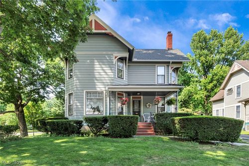 625 W Main St, Kent, OH, 44240-2211 | Card Image