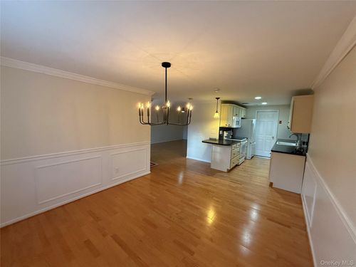 586 Blue Ridge Dr, Medford, NY, 11763-1221 | Card Image