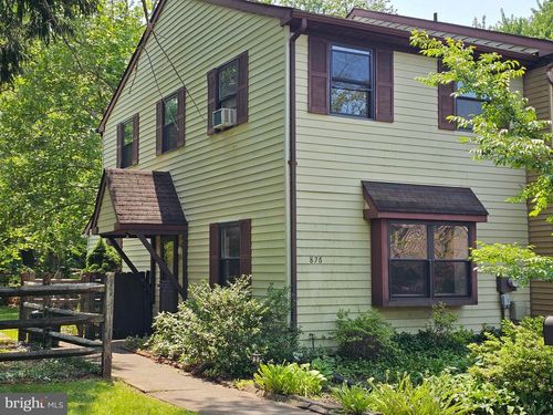 876 Williams Pl, Warwick, PA, 18974-1135 | Card Image