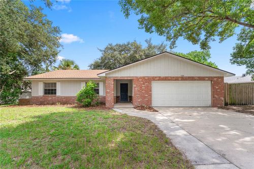 1723 Canterbury Cir, CASSELBERRY, FL, 32707-4617 | Card Image