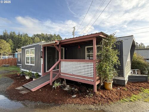 44-67624 Spinreel Rd, North Bend, OR, 97459-6707 | Card Image