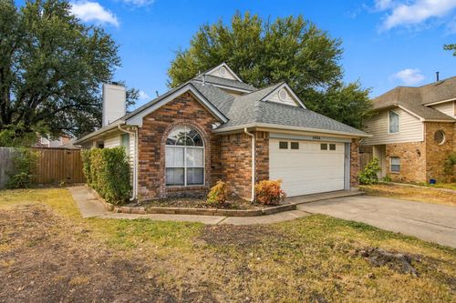 3825 Branch Hollow Cir, Carrollton, TX, 75007-6225 | Card Image