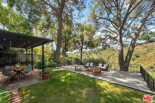 2521 La Condesa Drive, Los Angeles, CA, 90049 | Card Image