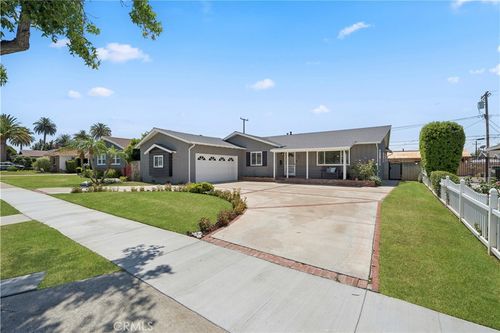 402 E Hoover Avenue, Orange, CA, 92867 | Card Image