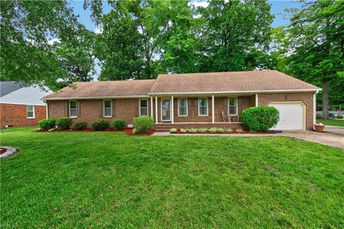 1213 Lakeford Pl, Chesapeake, VA, 23322-9013 | Card Image