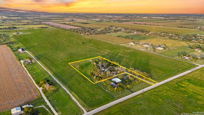 2803 Haeckerville Rd, House other with 2 bedrooms, 1 bathrooms and null parking in Cibolo TX | Image 38