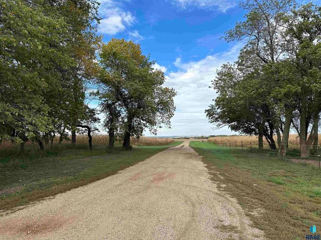 44415 Us Highway 18, House other with 3 bedrooms, 2 bathrooms and null parking in Freeman SD | Image 87