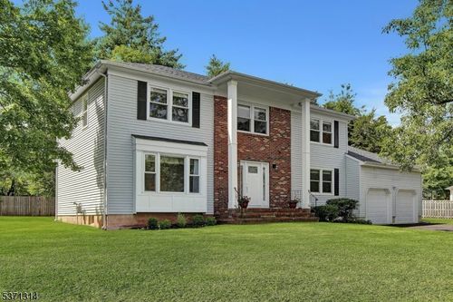 173 Beekman Ln, Hillsborough, NJ, 08844-3472 | Card Image