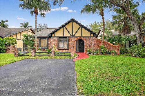 9261 Nw 49th Pl, Sunrise, FL, 33351-5203 | Card Image