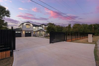 104 Creekwood Trail, House other with 4 bedrooms, 3 bathrooms and 6 parking in Cedar Creek TX | Image 3