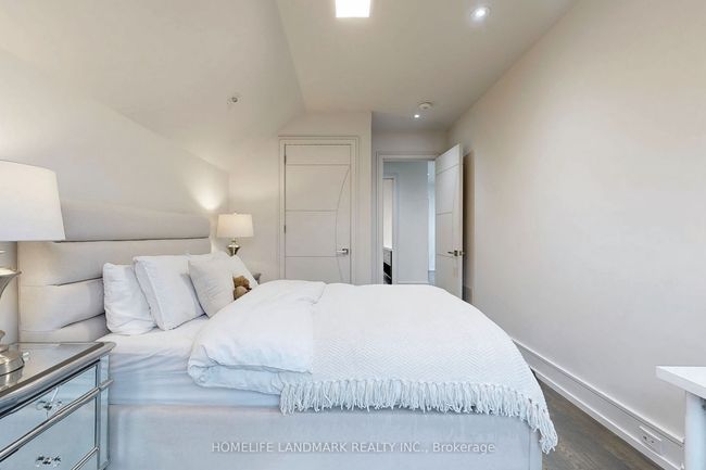 301 Jedburgh Rd, House other with 5 bedrooms, 4 bathrooms and 2 parking in Toronto ON | Image 32