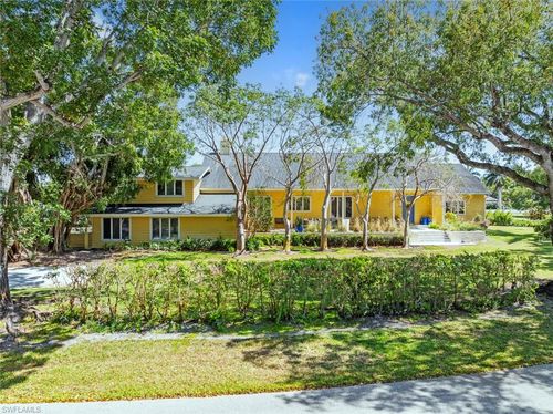 586 Yucca Rd, NAPLES, FL, 34102-5107 | Card Image