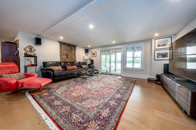Family Room | Image 41