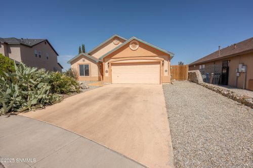 4727 Arabela Dr, Las Cruces, NM, 88012-5055 | Card Image
