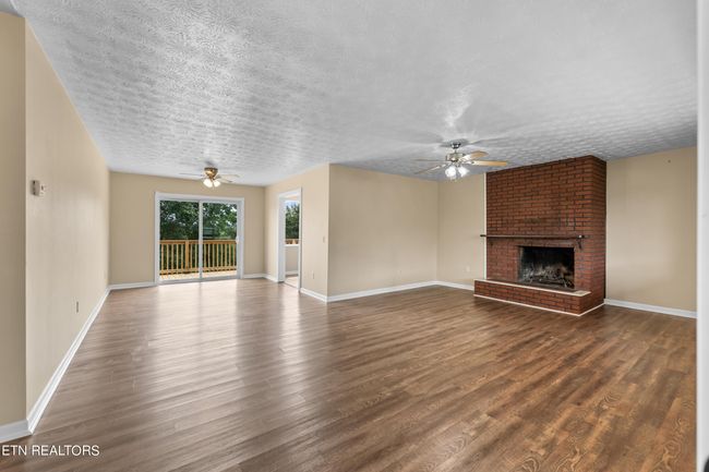 320 Redbird Cir, House other with 3 bedrooms, 2 bathrooms and null parking in Cumberland Gap TN | Image 7