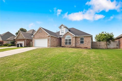 3099 Eaglecrest Cir, Springdale, AR, 72762-8093 | Card Image