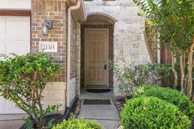 21315 Bishops Mill Ct, House other with 3 bedrooms, 2 bathrooms and null parking in Kingwood TX | Image 2