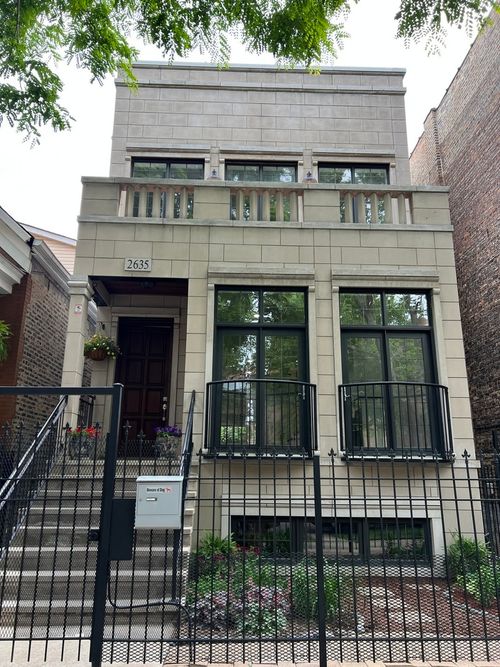 2635 W Iowa St, Chicago, IL, 60622-4577 | Card Image
