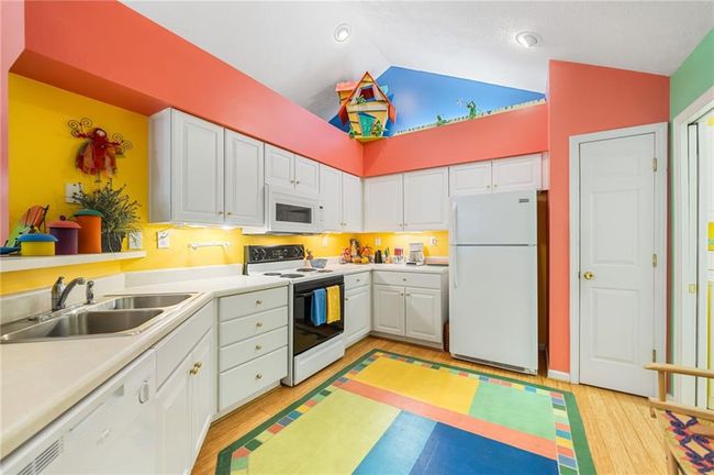 4512 Orchard Trce, Condo with 3 bedrooms, 2 bathrooms and null parking in Roswell GA | Image 14