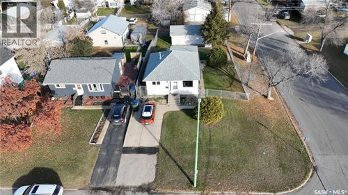 1080 4th St E, Prince Albert, SK, S6V0K9 | Card Image