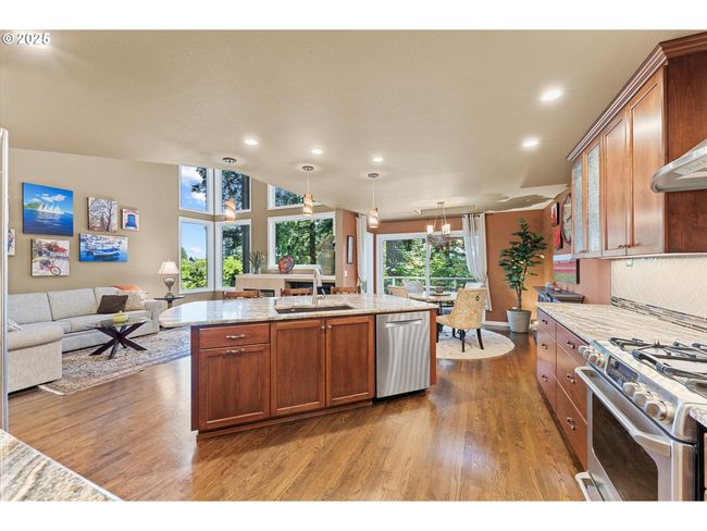 3486 Chaparrel Loop, House attached with 4 bedrooms, 4 bathrooms and 2 parking in West Linn OR | Image 11