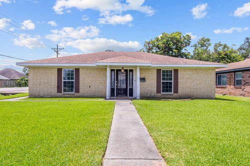 2601 Rose Ln, Groves, TX, 77619-5031 | Card Image