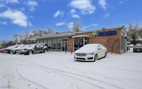 4243 Mahoning Avenue, Youngstown, OH, 44515 | Card Image