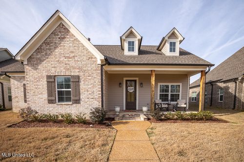3066 Meadows Way, Hernando, MS, 38632-1091 | Card Image