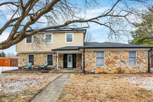 9020 Log Run Dr N, Indianapolis, IN, 46234-1326 | Card Image