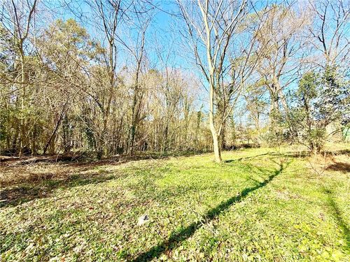 1930 Peters Rd, Tucker, GA, 30084-6552 | Card Image