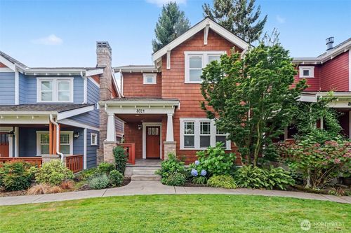 8014 Ashworth Ave N, Seattle, WA, 98103-4433 | Card Image