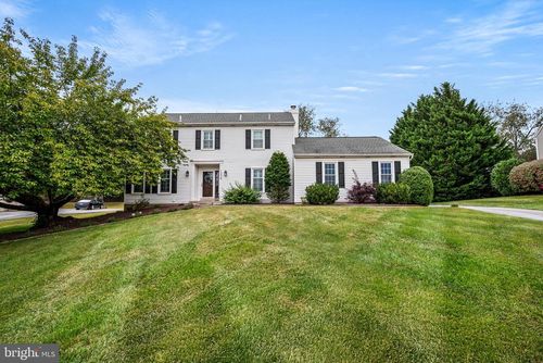 1230 Ashbrooke Dr, West Chester, PA, 19380-3723 | Card Image