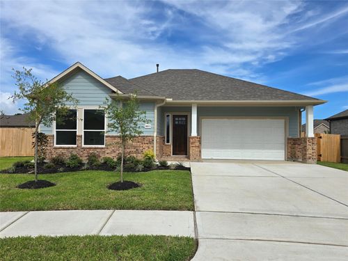 1613 Carefree Cir, Seabrook, TX, 77586-2107 | Card Image