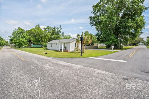 207 W Jefferson St, Summerdale, AL, 36580-3681 | Card Image