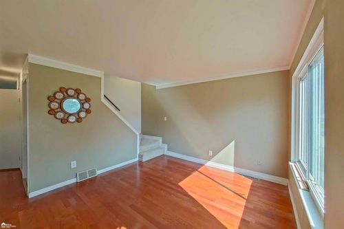 7210 Bluewater #152 Drive, Springfield Charter Township, MI, 48348 | Card Image