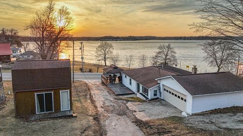 19276 4th St, Chippewa Lake, MI, 49320-5151 | Card Image