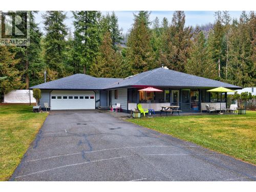 4061 Santa Rd, Scotch Creek, BC, V0E1M5 | Card Image