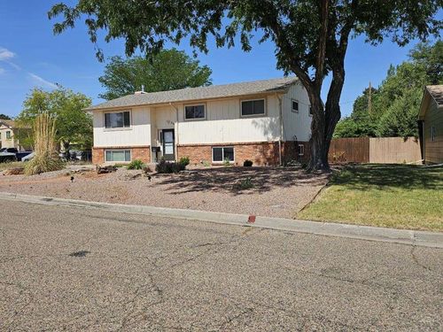 26 Sierra Dr, La Junta, CO, 81050-3335 | Card Image