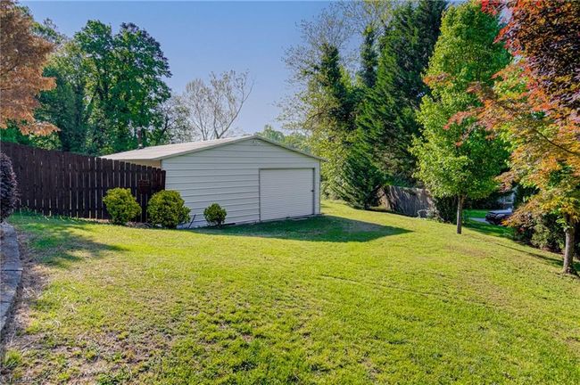 2 bay garage and workshop with lighting & electrical | Image 7