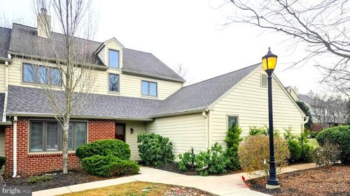 11 Ingham Way, NEW HOPE, PA, 18938-1043 | Card Image