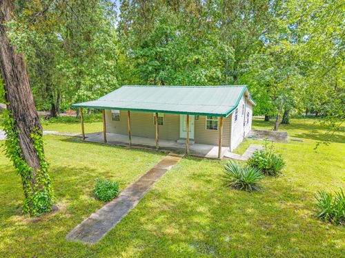 1835 Echo Point Rd, Bronston, KY, 42518-9420 | Card Image