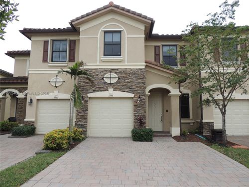 3344-3344 W 91st Ter, HIALEAH, FL, 33018 | Card Image