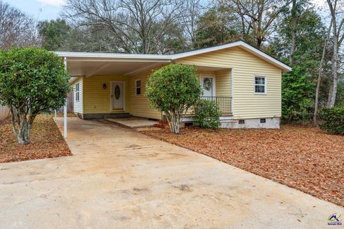 501 Varsity Dr, Americus, GA, 31709-4067 | Card Image