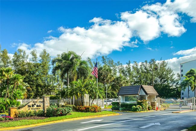 APT-807B - 3910 Inverrary Blvd, Condo with 2 bedrooms, 2 bathrooms and null parking in Lauderhill FL | Image 45