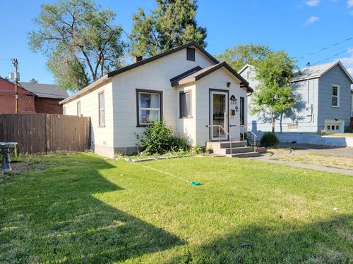 2221 Orchard Ave, Klamath Falls, OR, 97601-3274 | Card Image