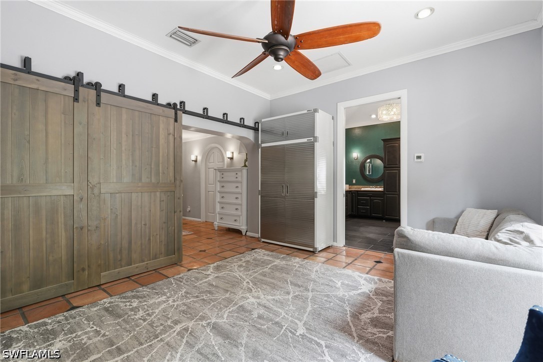 Residential in Naples 3