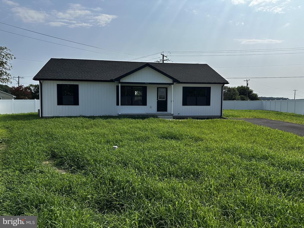 Residential in MILTON 5