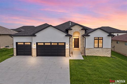 605 N 108th St, Lincoln, NE, 68527-2530 | Card Image