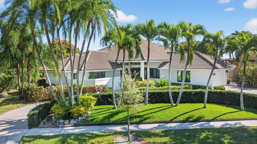 2410 Embassy Dr, West Palm Beach, FL, 33401-1013 | Card Image