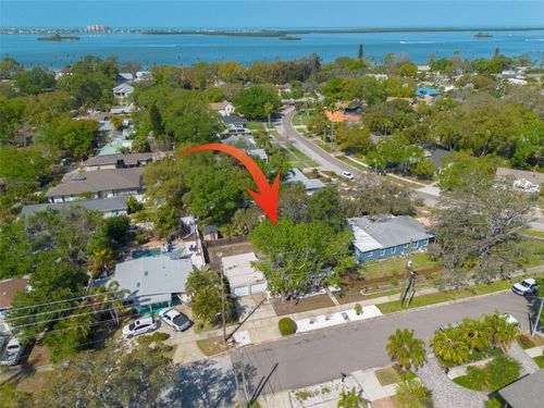 200 Broadway, DUNEDIN, FL, 34698-7511 | Card Image